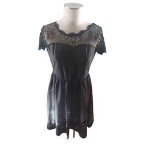 Fit and flare size large Halloween print lace sleeve spooky haunted house ghost
